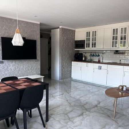 Rotuses Apartamentai Kretingoje Kretinga Exterior foto