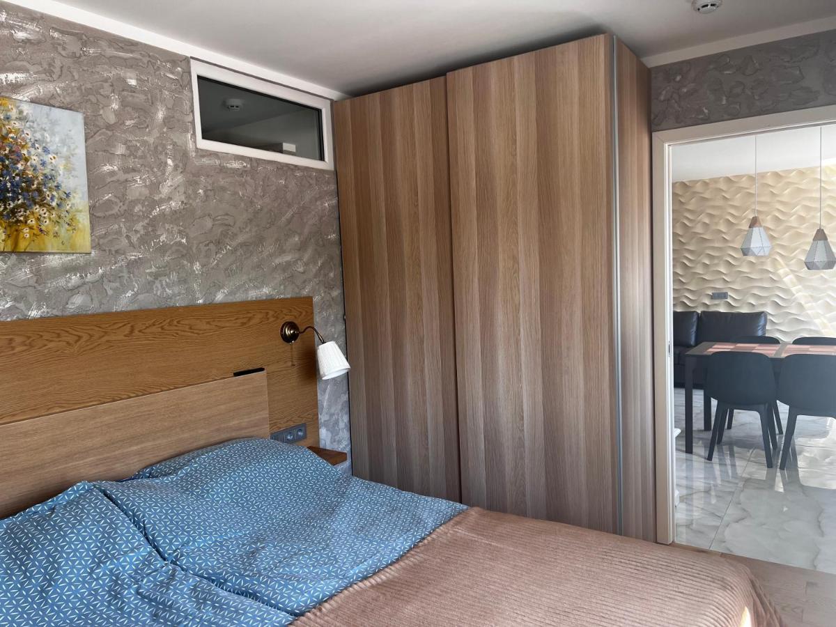 Rotuses Apartamentai Kretingoje Kretinga Exterior foto